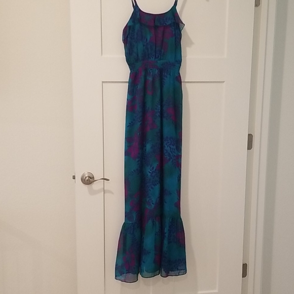 Express Dress - Picture 1 of 5